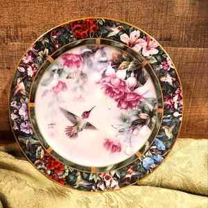 The Anna Hummingbird by Lenna Liu